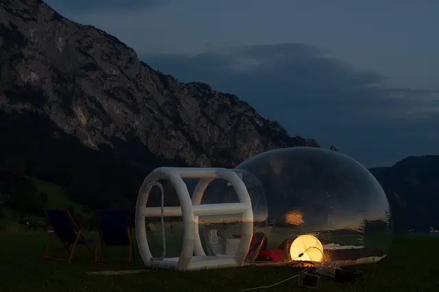 what is a bubble tent