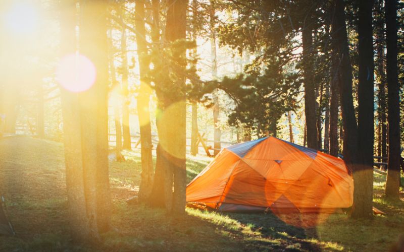 How to keep warm camping in a tent 5 simple steps
