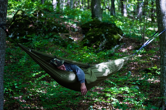 Is it safe to sleep outside without a tent?
