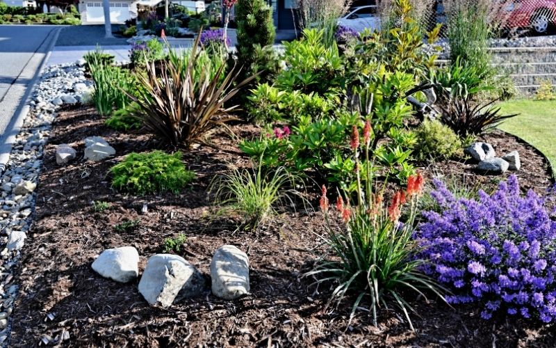 How to make a garden easier to maintain