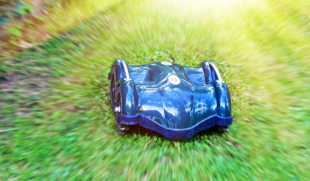 The Ultimate Guide to the Top Robotic Lawn Mowers in the USA

