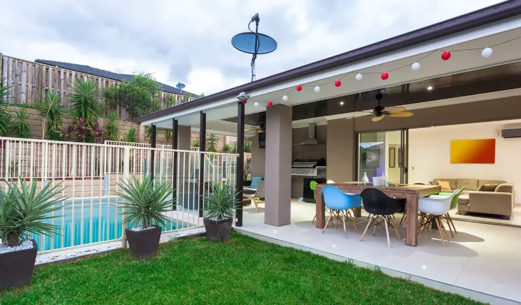 Discover our top 10 backyard tips that will skyrocket the value of your home.