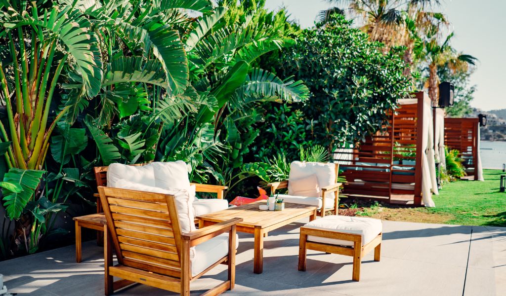 The Ultimate Guide to High-Quality Outdoor Furniture: Top 7 Compelling Reasons and FAQs
