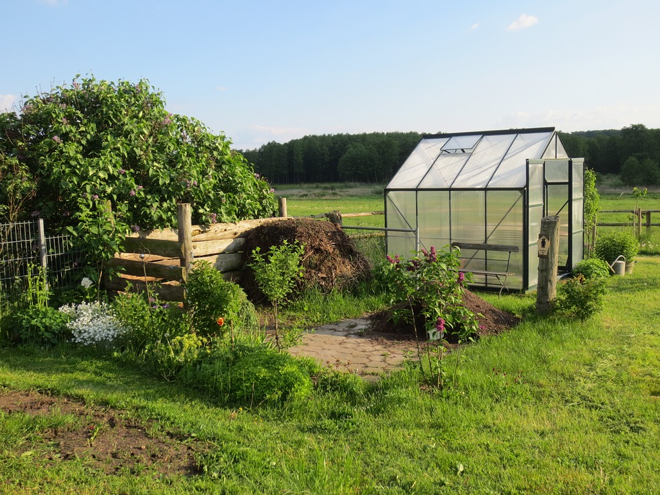 Unleashing the Power of Permaculture: How Greenhouse Gardens are Changing the Game