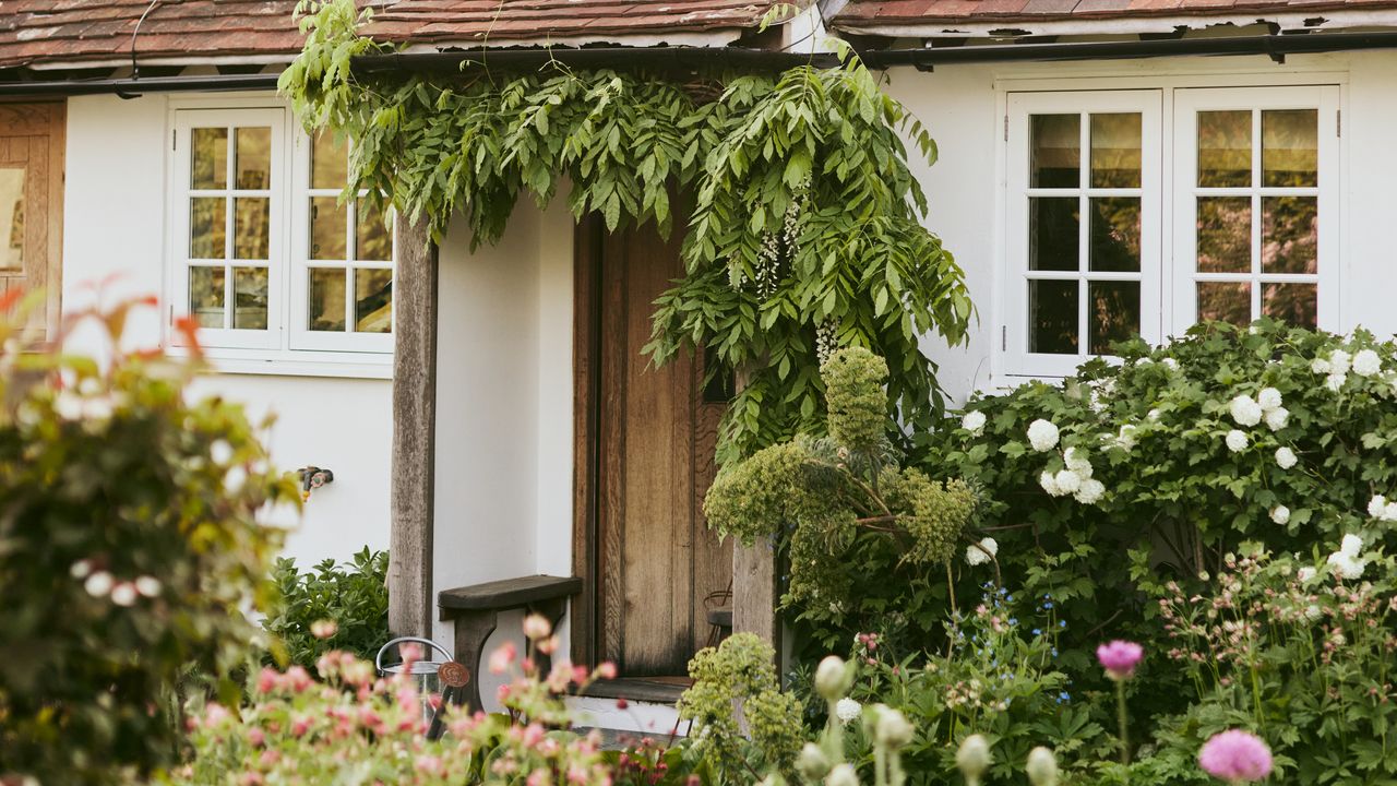 17 smart small front garden ideas for every budget