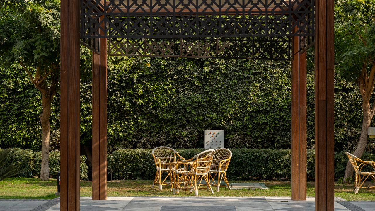 16 Small Garden Ideas That Maximise Style in Compact Spaces