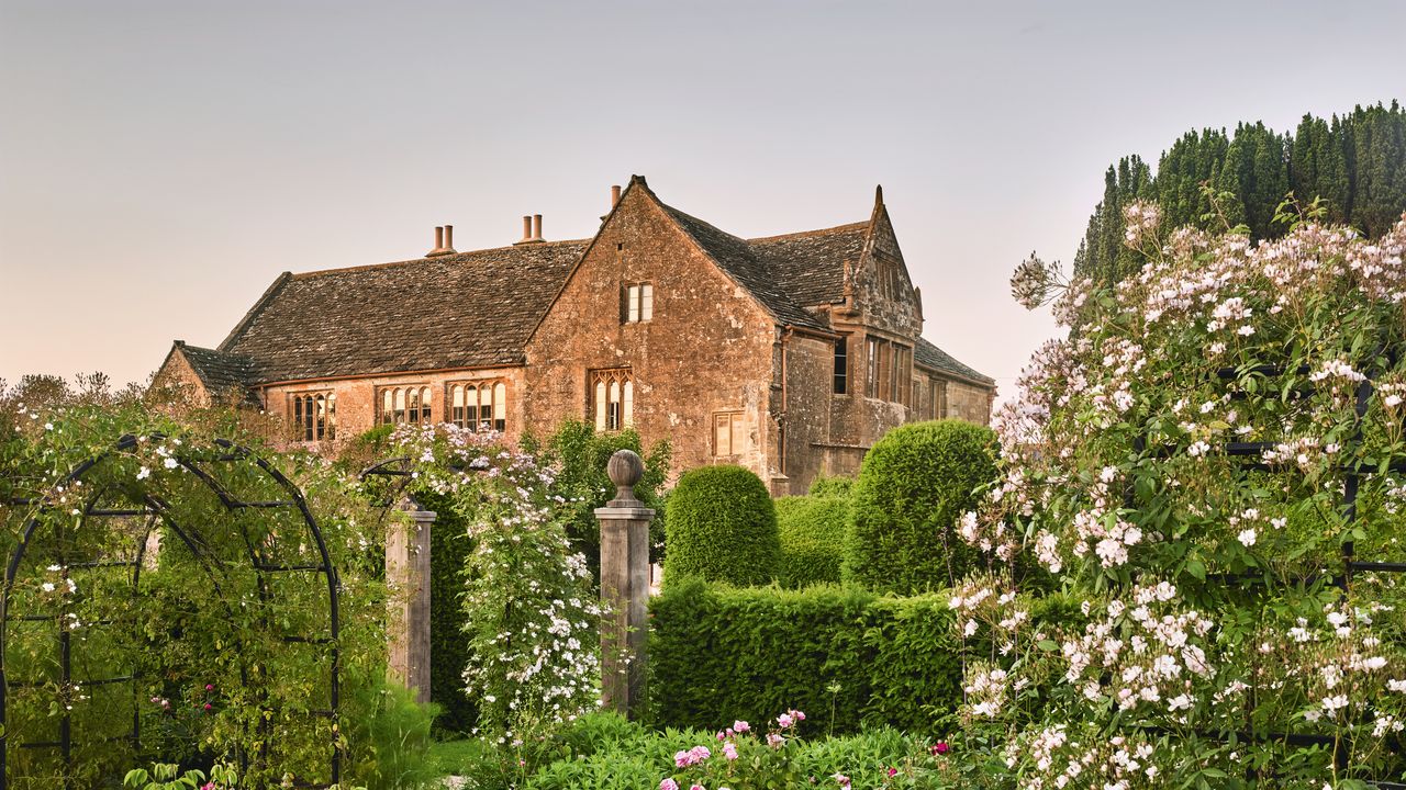 10 of the most romantic gardens from the pages of House & Garden