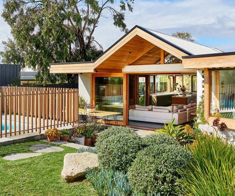 Australian Backyard Garden Ideas: 28 Spaces To Inspire