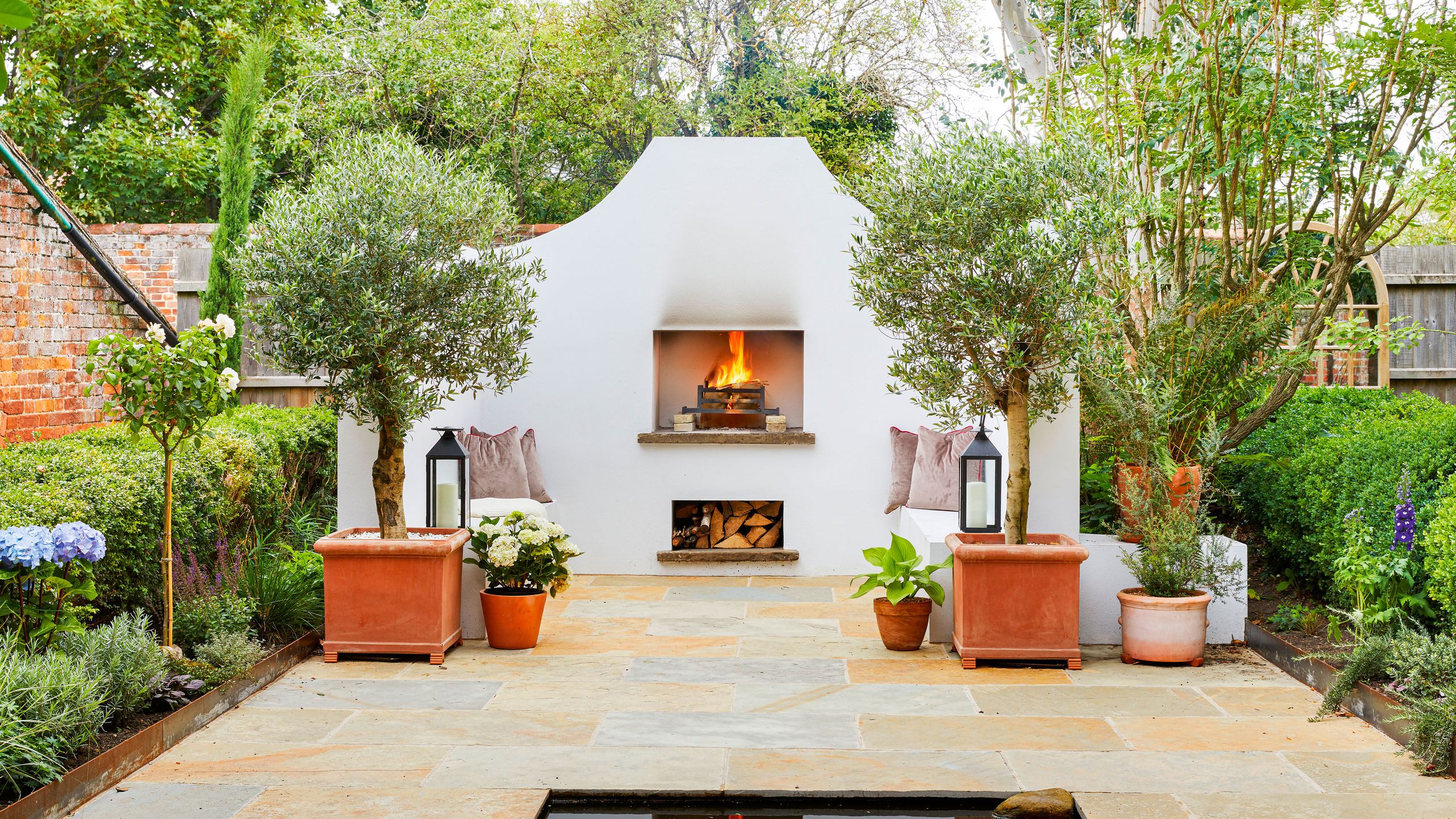 ALDI’s $4.99 garden wall planter is back in stock for 2025