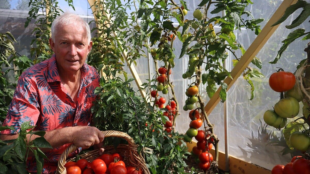 Phil Thomsen’s gardening guides inspire self-sufficiency and simple food growing