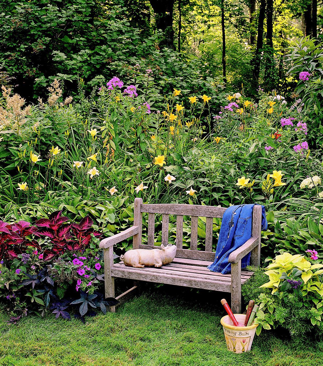 This Partial Shade Garden Plan Creates a Colorful Spot to Relax