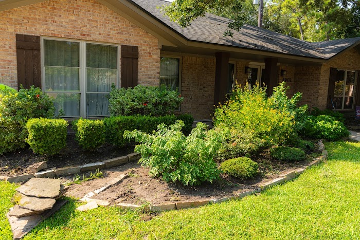 Absolute Lawn Care and Landscaping