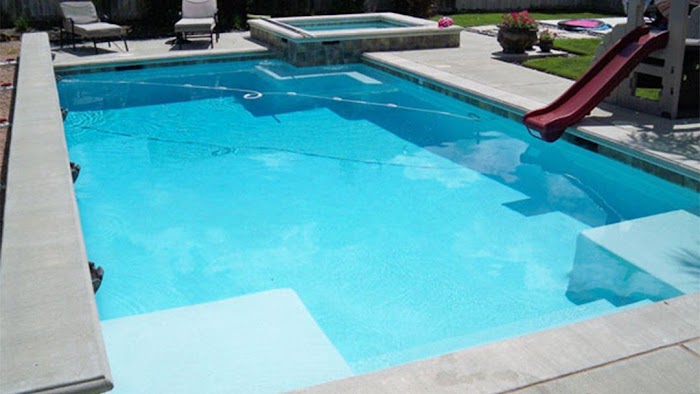 Reed’s Pool Service