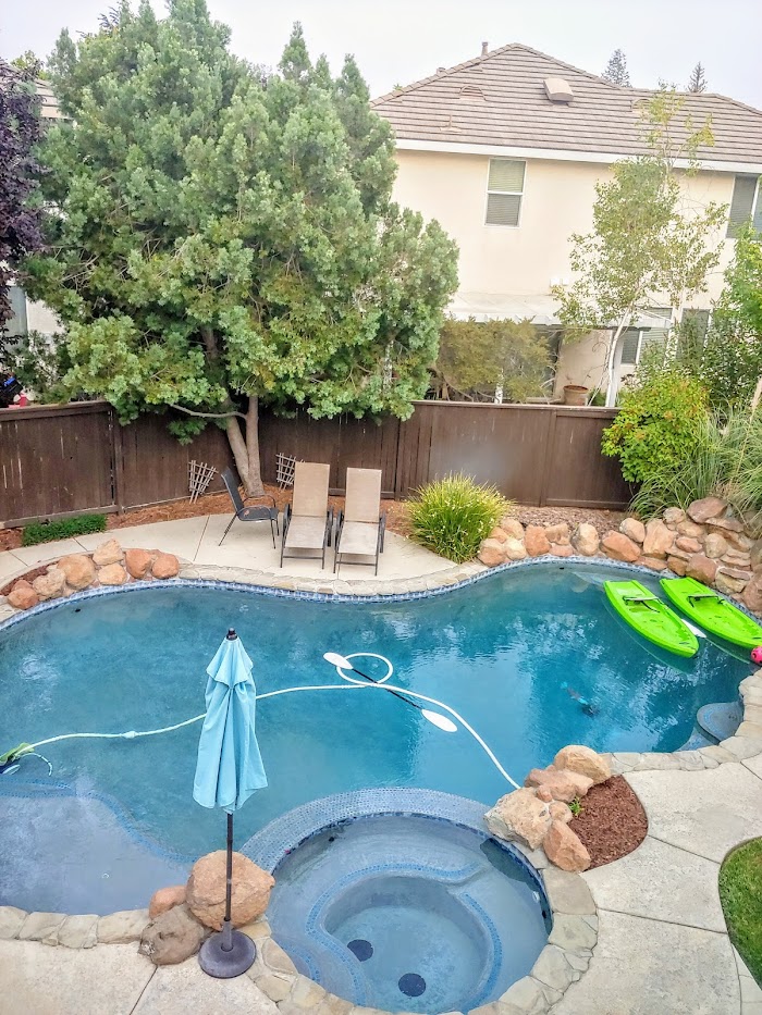 Elk Grove Swimming Pool Services