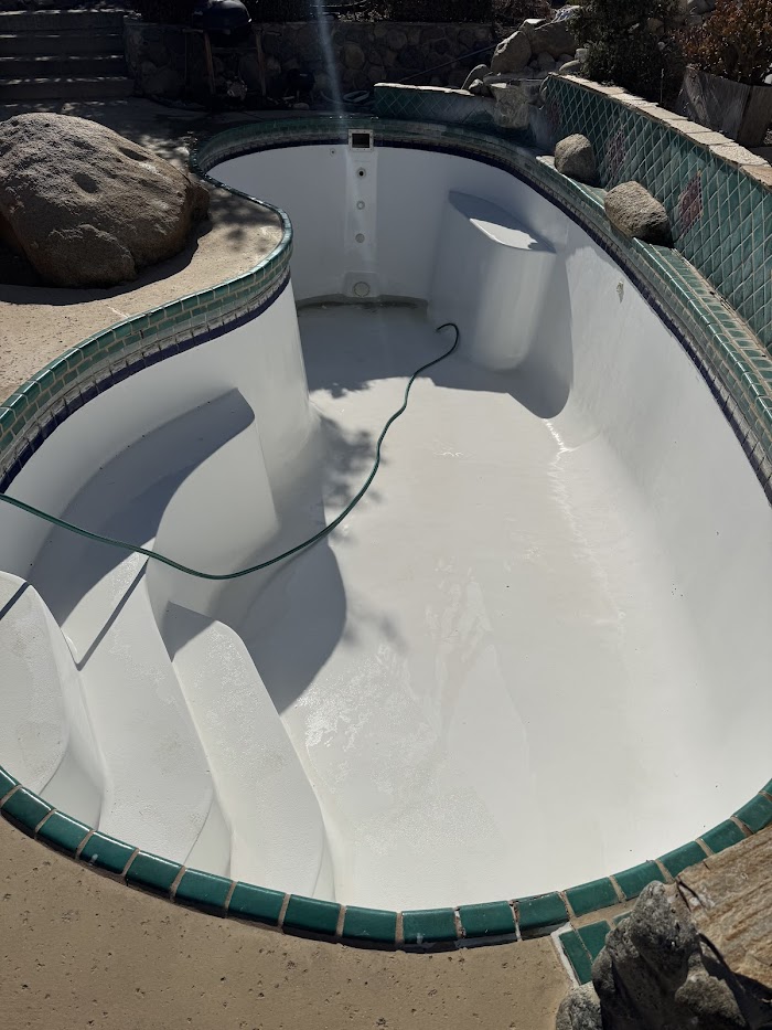 Ogre Dans Pool Service and Repair