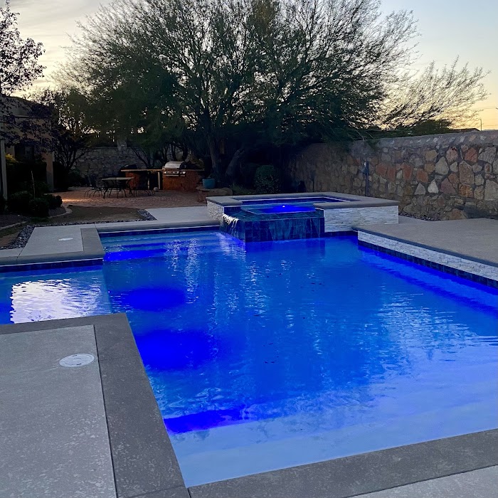 Innova Custom Pools LLC
