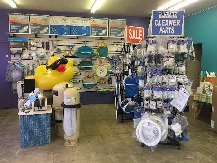 Lucky’s Pool Center