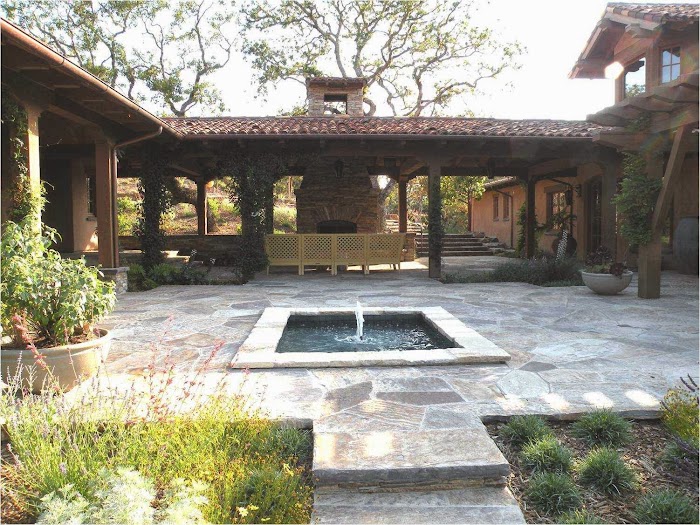 Frank & Grossman Landscaping Inc.