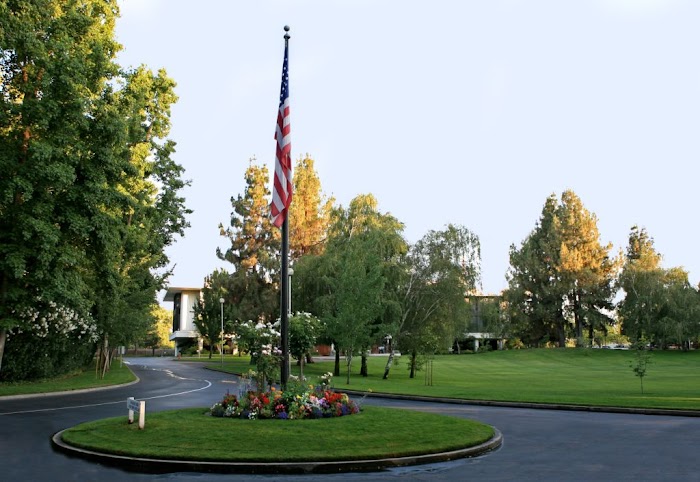 CA Majestic Landscape Maintenance and Pool Service