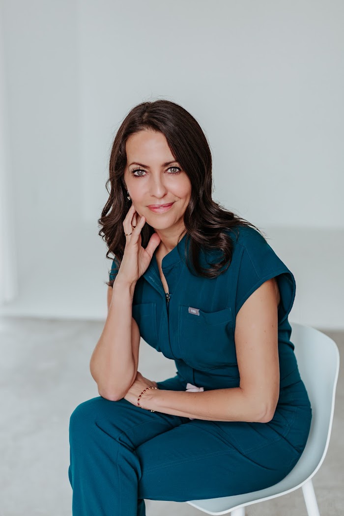 Reverse MedEsthetics and Health Spa