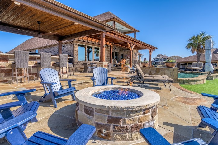 Hillman Outdoor Living