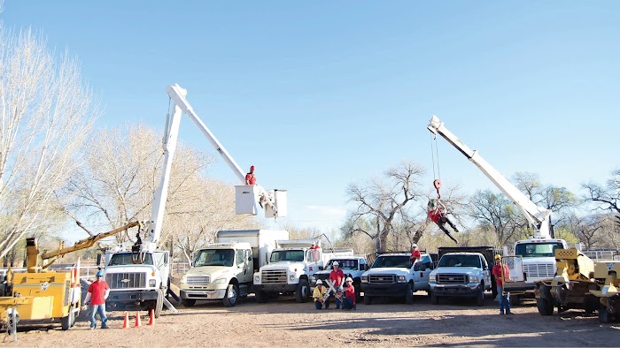 Desert Gardens Outdoor Services, Inc.